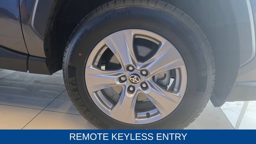 Used 2023 Toyota RAV4 XLE image 12