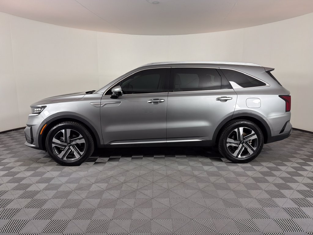 Used 2023 Kia Sorento SX Prestige w/ Panoramic Sunroof Package AWD/4WD image 6