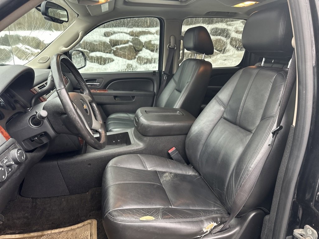 Used 2011 Chevrolet Avalanche LT w/ Luxury Package image 21