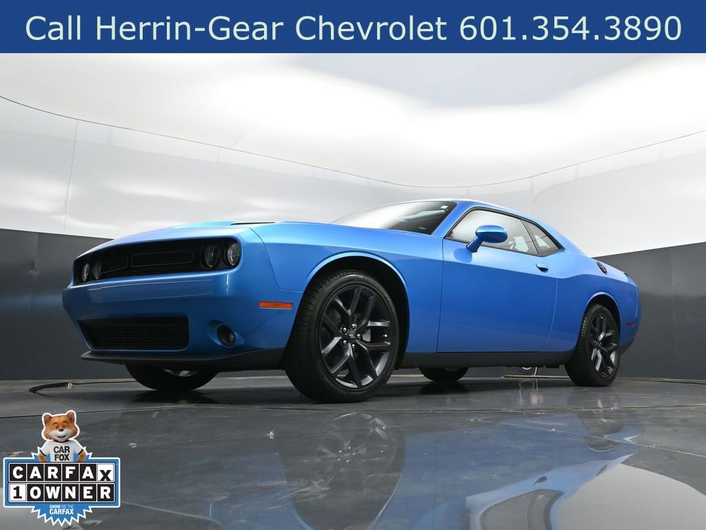 Used 2023 Dodge Challenger SXT w/ Blacktop Package image 38