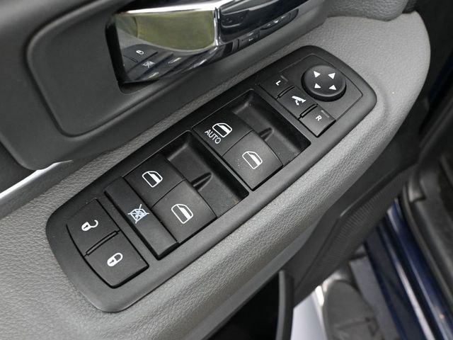 Used 2015 RAM 2500 Big Horn image 23