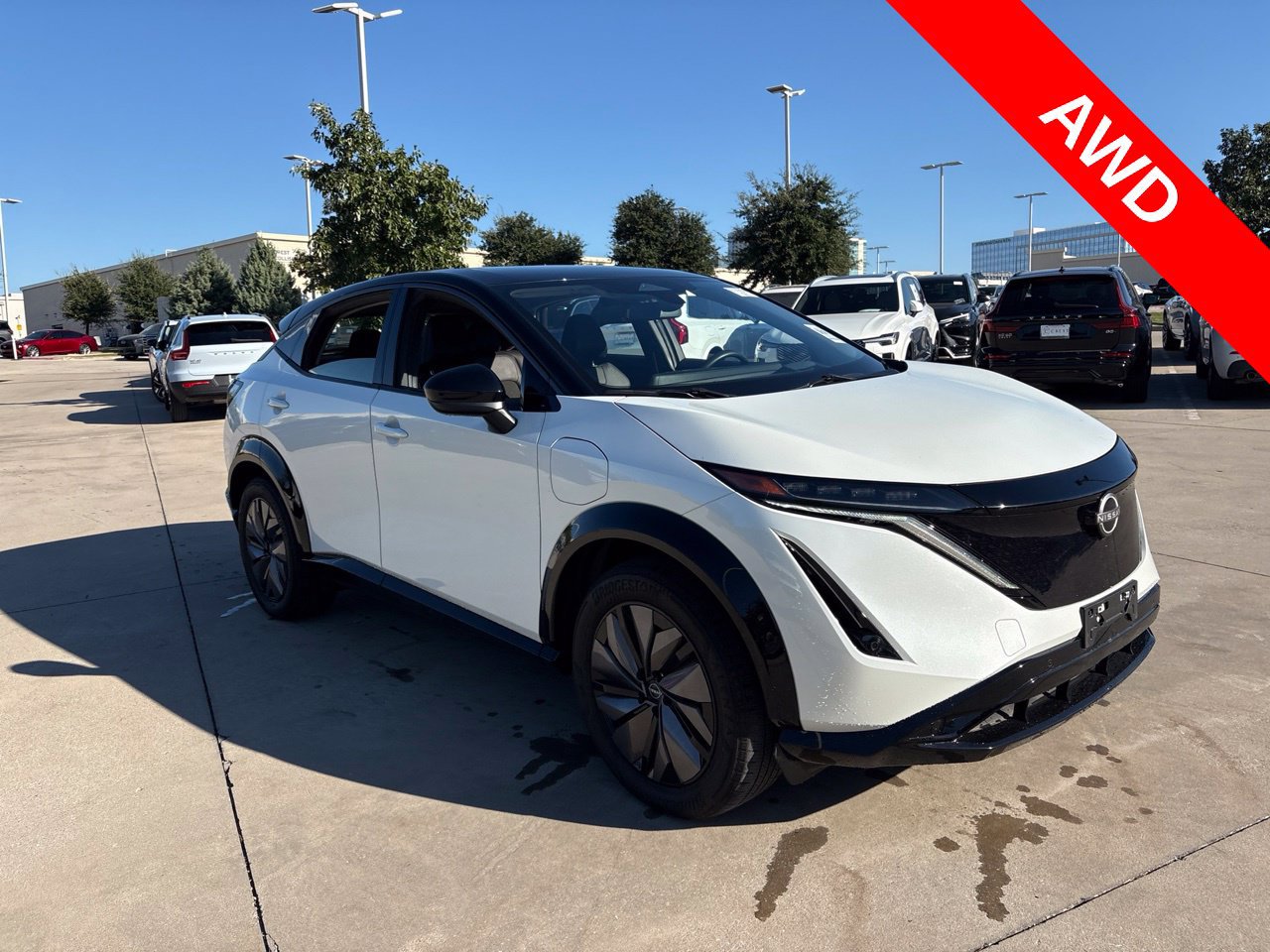 Used 2024 Nissan Ariya AWD image 4