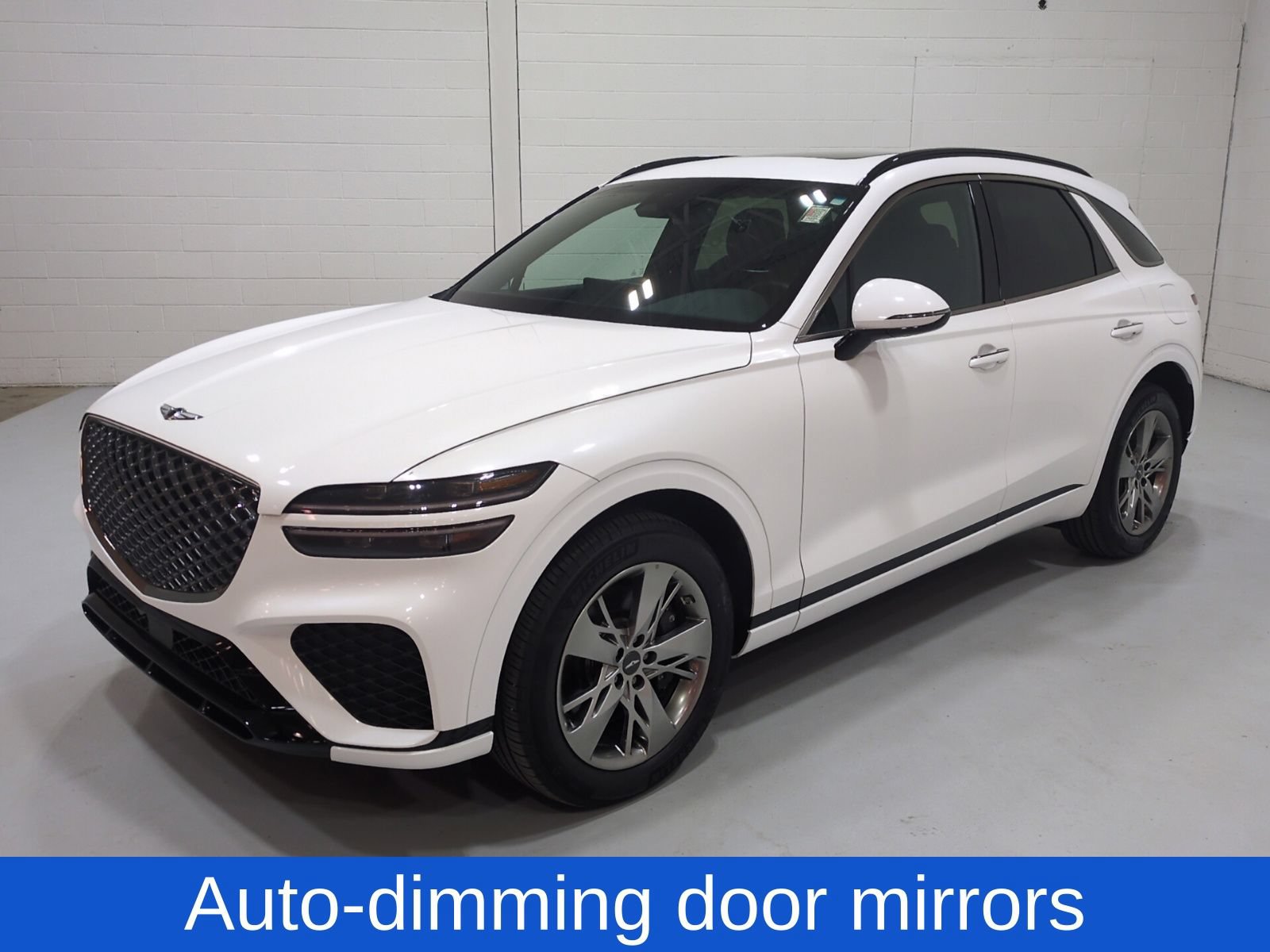Certified 2025 Genesis GV70 3.5T Sport AWD/4WD image 7