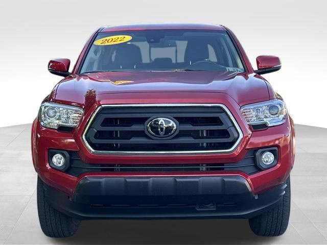 Certified 2022 Toyota Tacoma SR5 w/ Technology Package AWD/4WD image 8