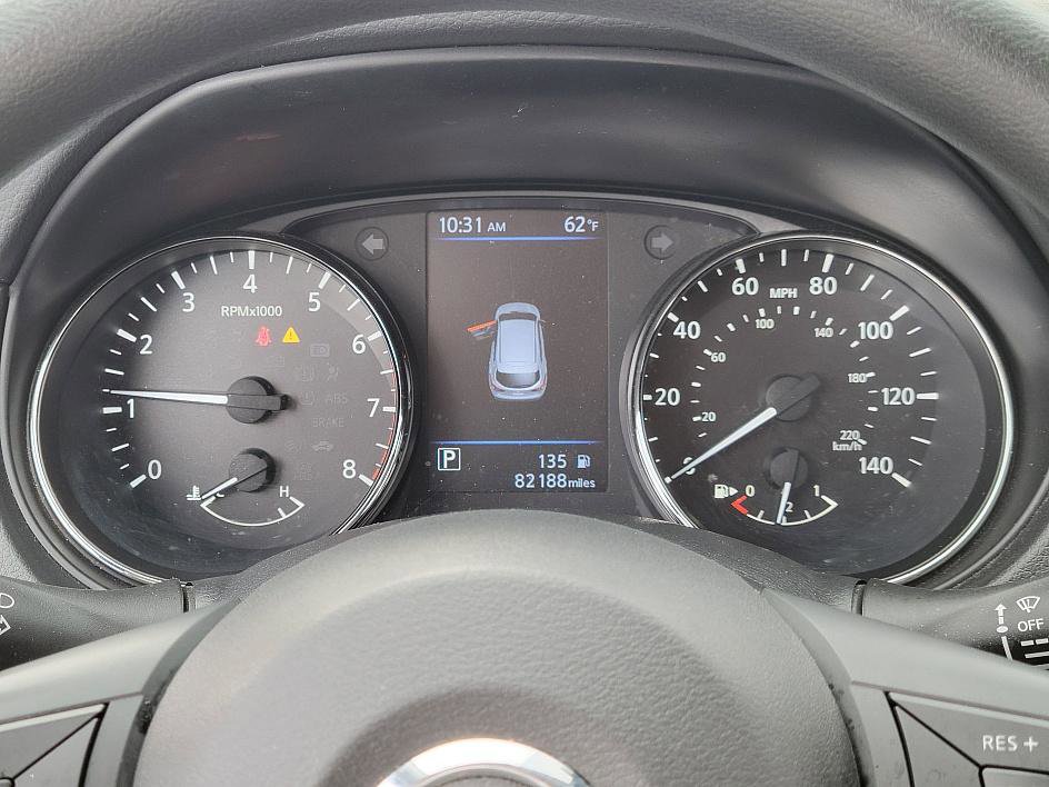 Used 2021 Nissan Rogue Sport S image 14