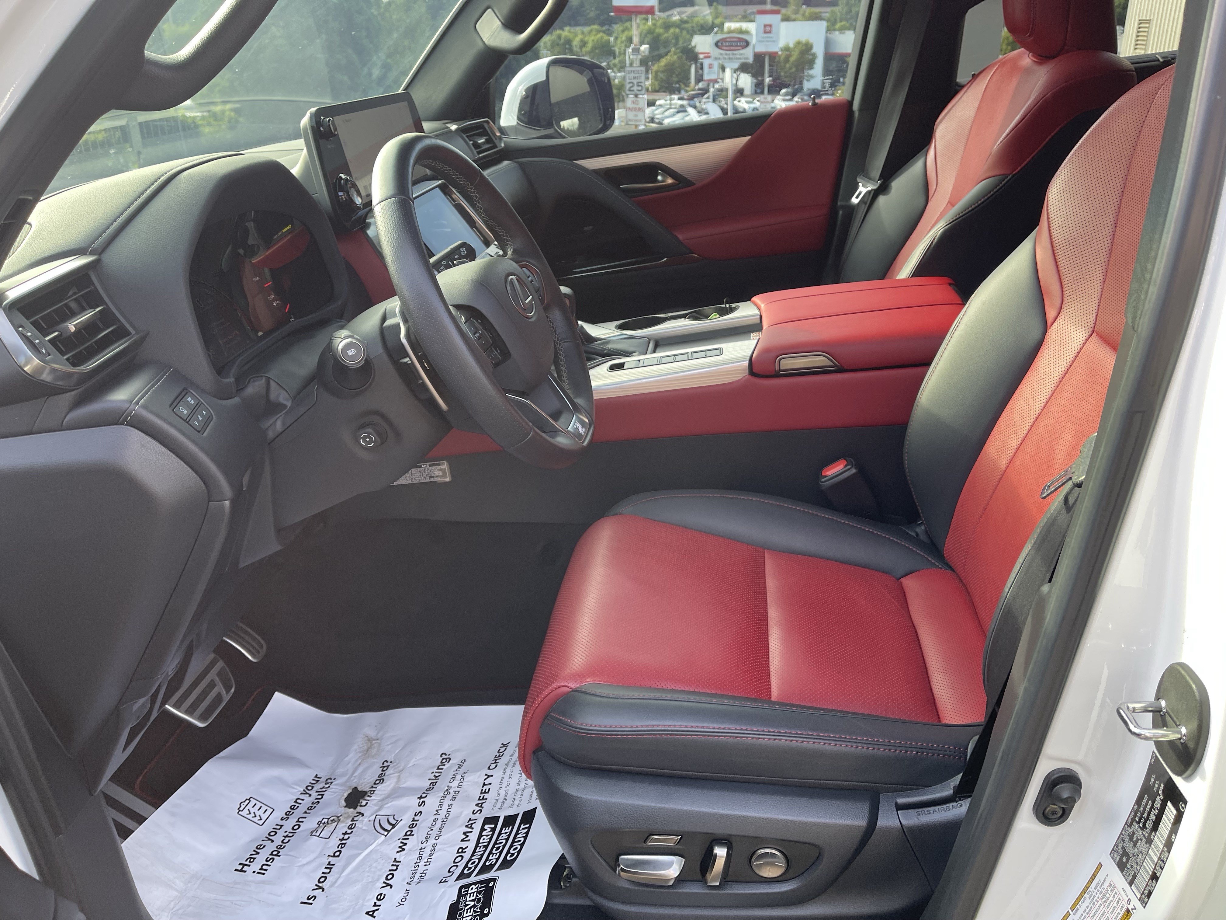 Used 2024 Lexus LX 600 F Sport AWD/4WD image 11