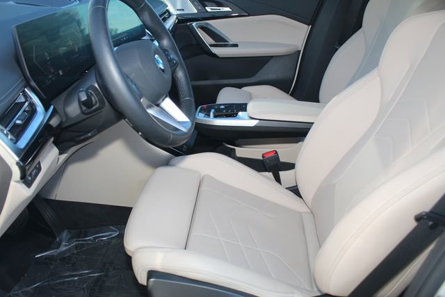 Used 2025 BMW X1 xDrive28i w/ Convenience Package image 19