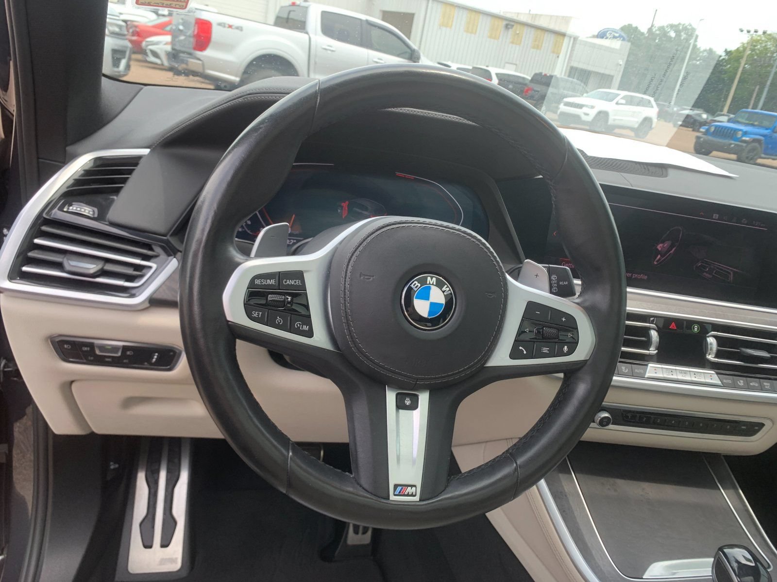 Used 2020 BMW X5 xDrive40i w/ M Sport Package AWD/4WD image 29