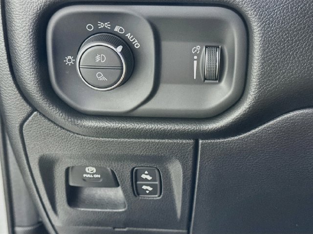 Used 2022 RAM 1500 Big Horn AWD/4WD image 19