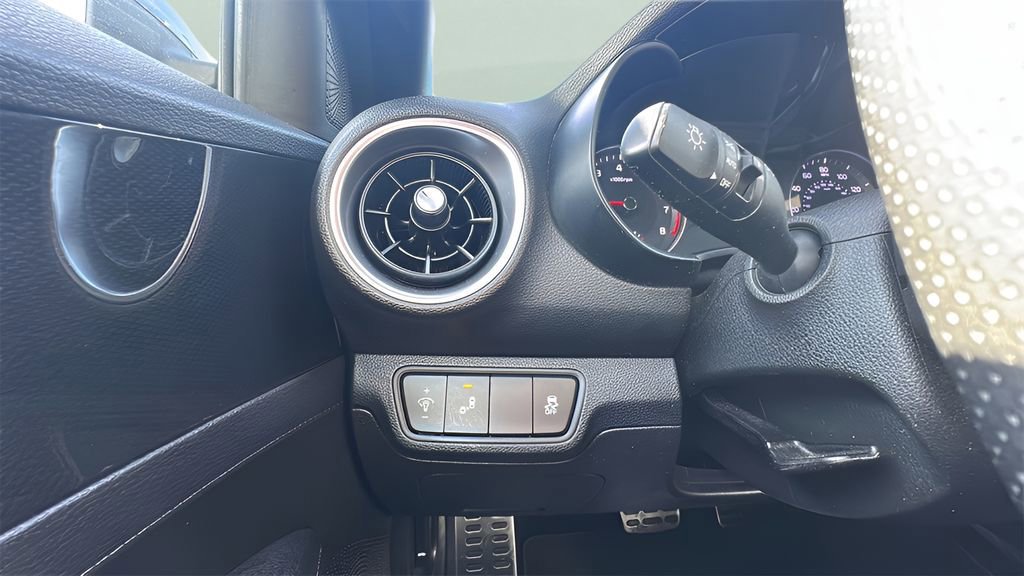 Used 2023 Kia Forte GT-Line w/ GT-Line Technology Package image 15