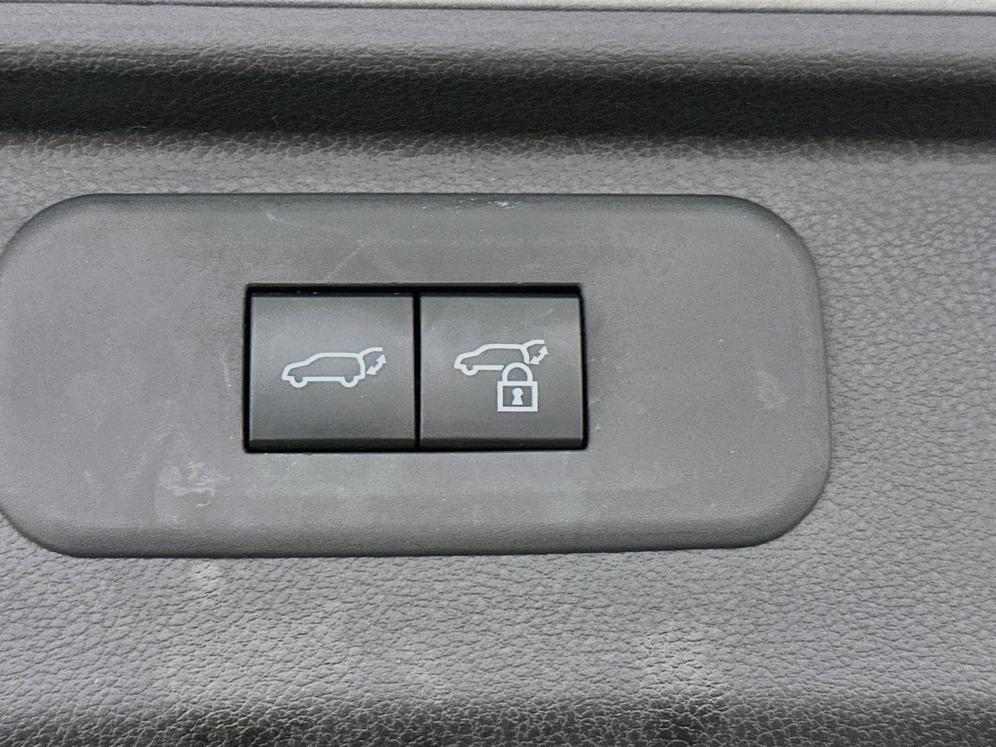 Used 2025 Toyota Grand Highlander AWD image 32