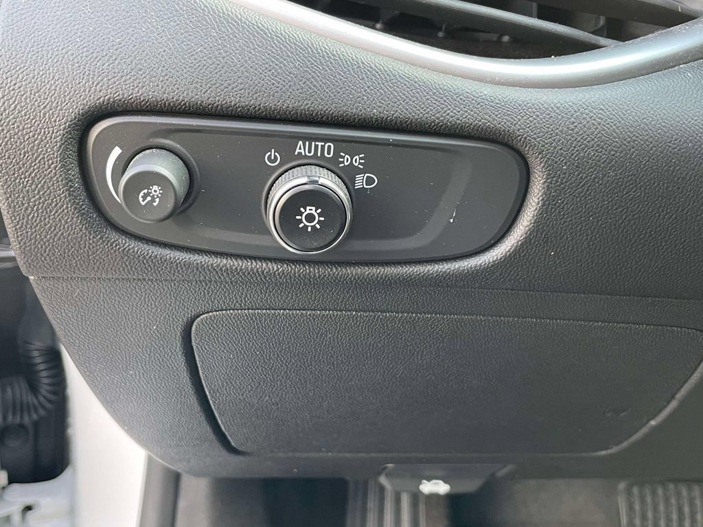 Used 2023 Chevrolet Malibu LS w/ Driver Confidence Package FWD image 17
