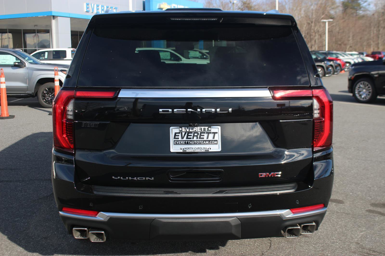 New 2026 GMC Yukon XL Denali w/ Sun & Power Step Package image 6