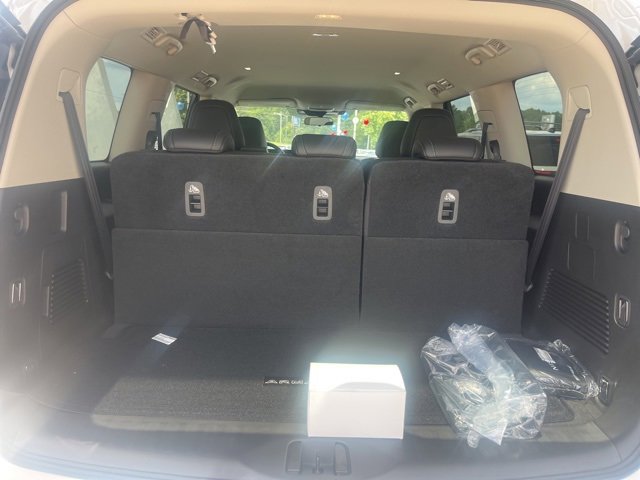 New 2025 Nissan Armada SV image 28