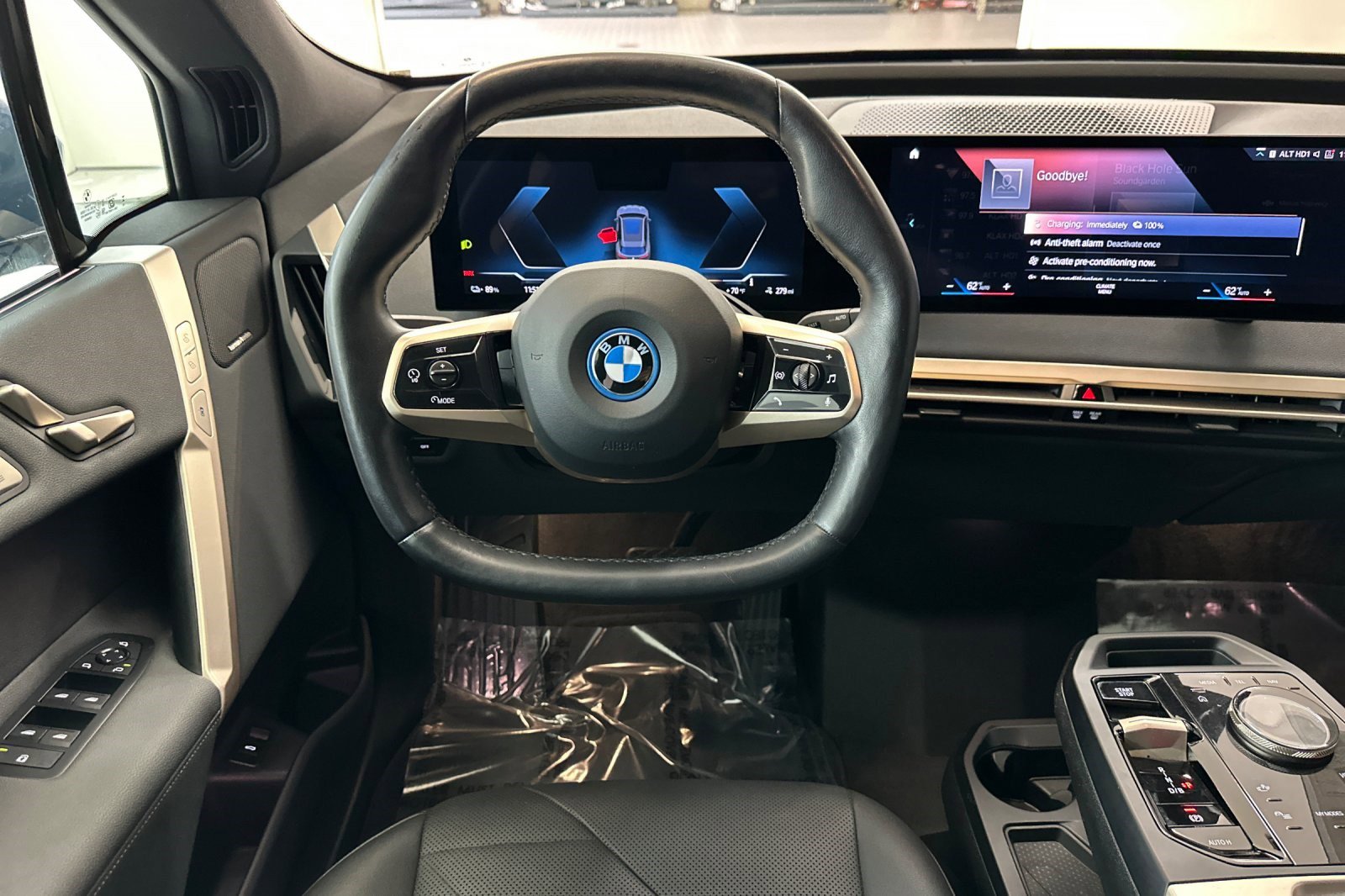 Certified 2023 BMW iX xDrive50 w/ Sport Package image 29