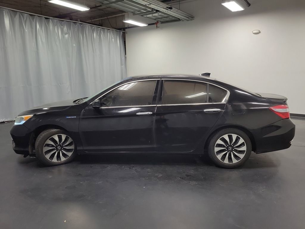 Used 2017 Honda Accord Base image 5