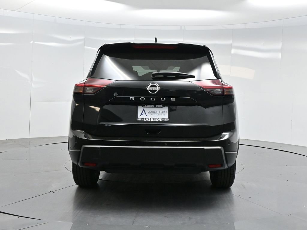 Used 2024 Nissan Rogue S image 37