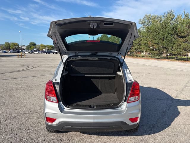 Used 2017 Chevrolet Trax LS FWD image 18