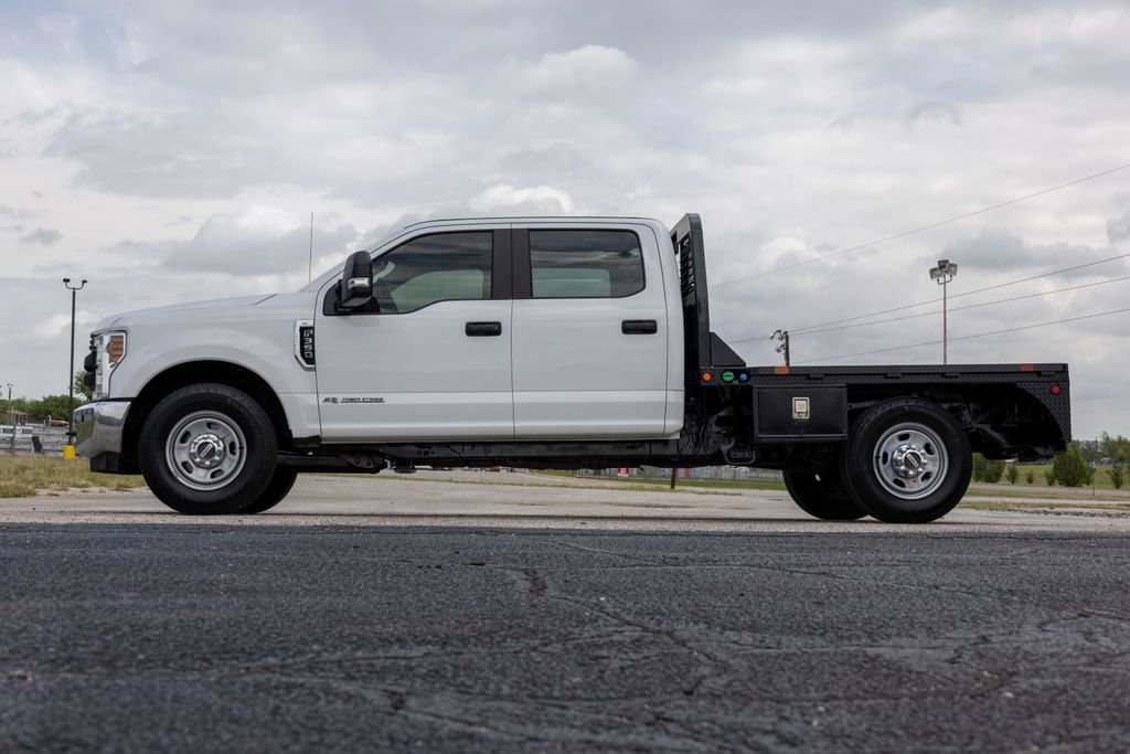 Used 2019 Ford F350 XL w/ Power Equipment Group image 4