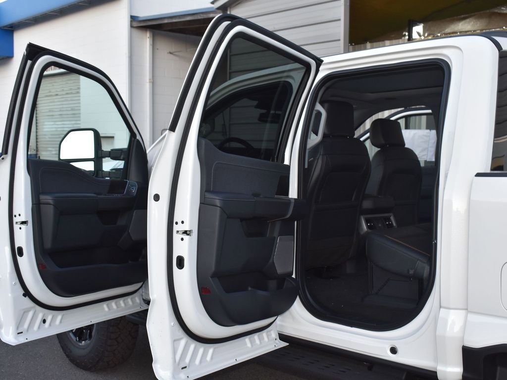 New 2025 Ford F350 Lariat w/ Lariat Ultimate Package image 21