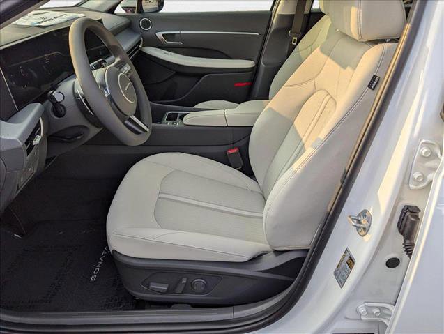 New 2025 Hyundai Sonata SEL image 4