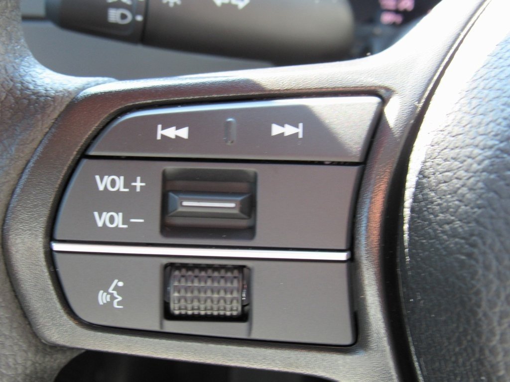 Used 2024 Honda Accord EX image 12
