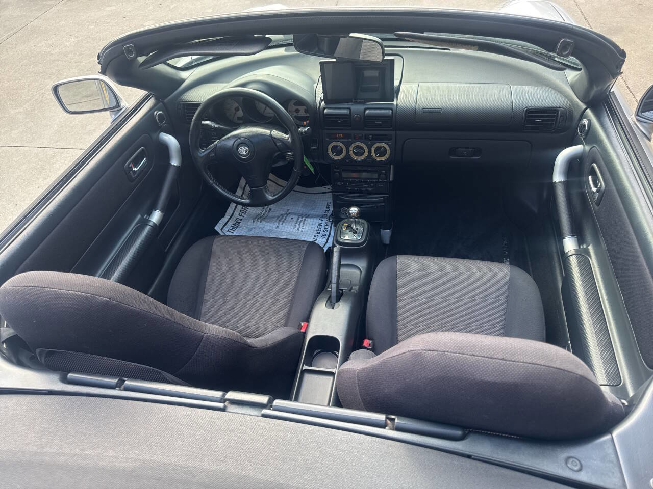 Used 2003 Toyota MR2 image 31