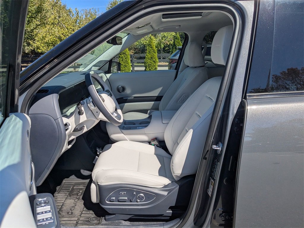New 2026 Hyundai Palisade Calligraphy image 17