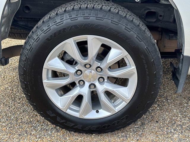 Used 2022 Chevrolet Silverado 1500 Custom image 5