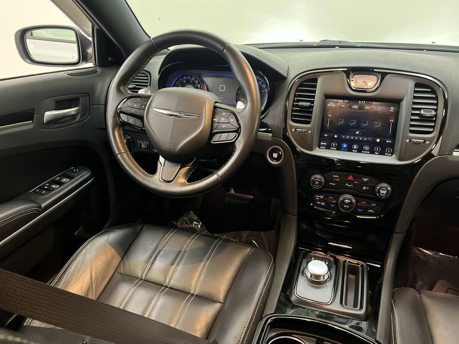 Used 2019 Chrysler 300 S w/ 300S Premium Group image 32