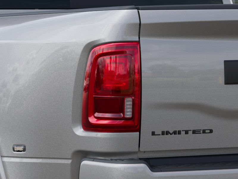 New 2026 RAM 3500 Limited AWD/4WD image 9