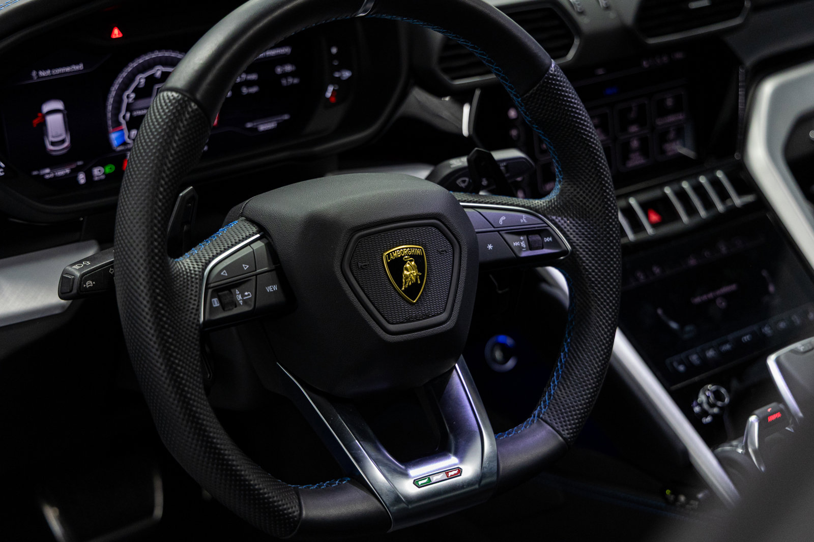 Used 2021 Lamborghini Urus image 27