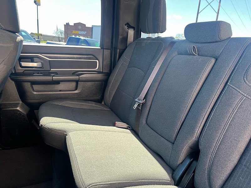 Used 2024 RAM 2500 Big Horn w/ Night Edition AWD/4WD image 19