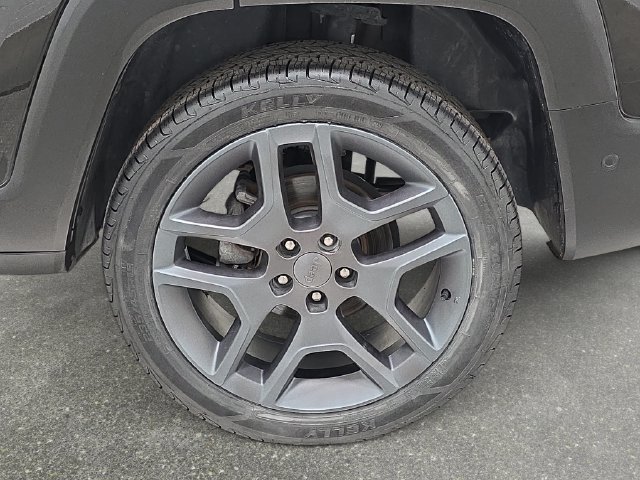Used 2021 Jeep Renegade Latitude AWD/4WD image 30