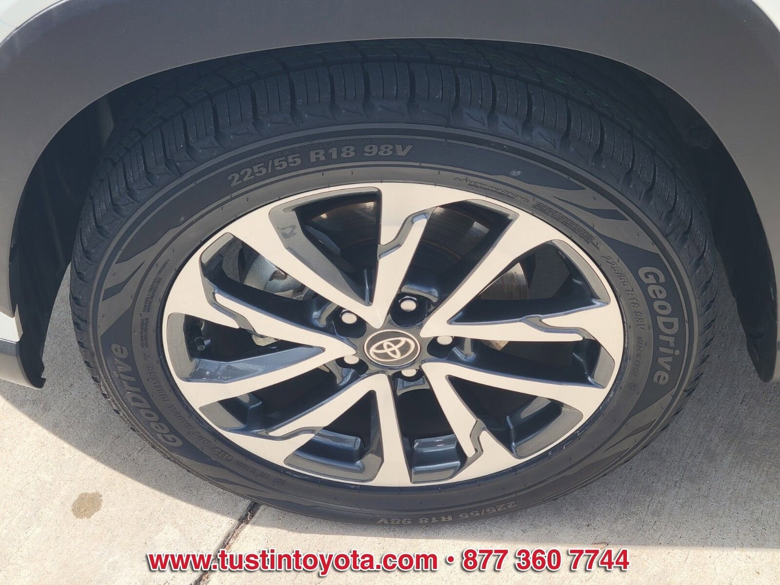 Certified 2023 Toyota Corolla Cross XLE FWD image 9