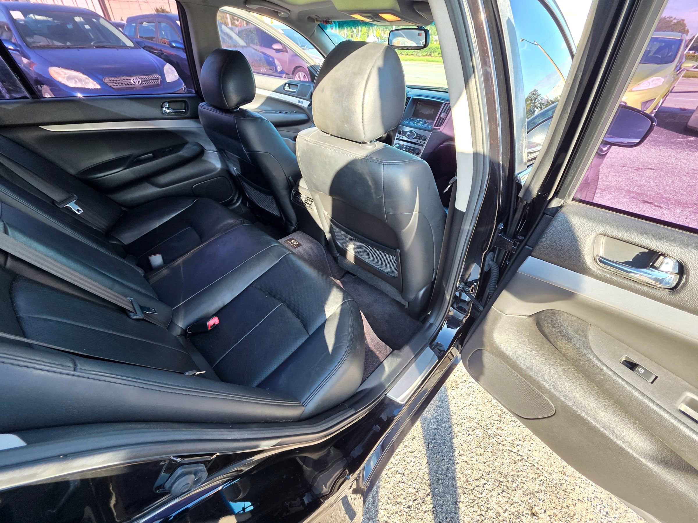 Used 2013 INFINITI G37 Journey w/ Premium Pkg RWD image 17