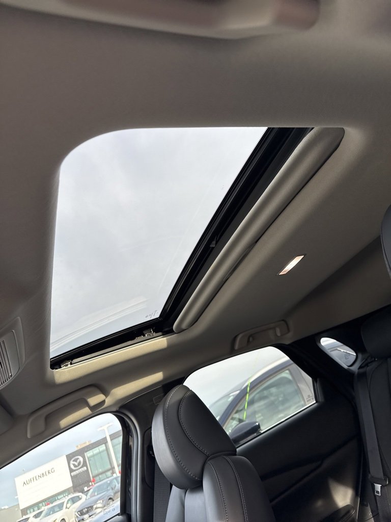 Certified 2025 MAZDA CX-30 AWD 2.5 S w/ Preferred Package image 8