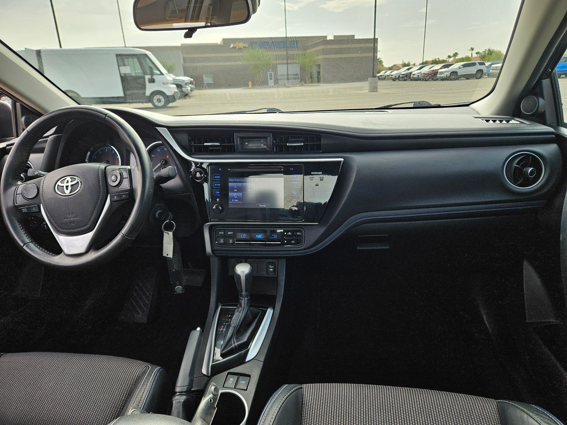 Used 2017 Toyota Corolla L FWD image 16
