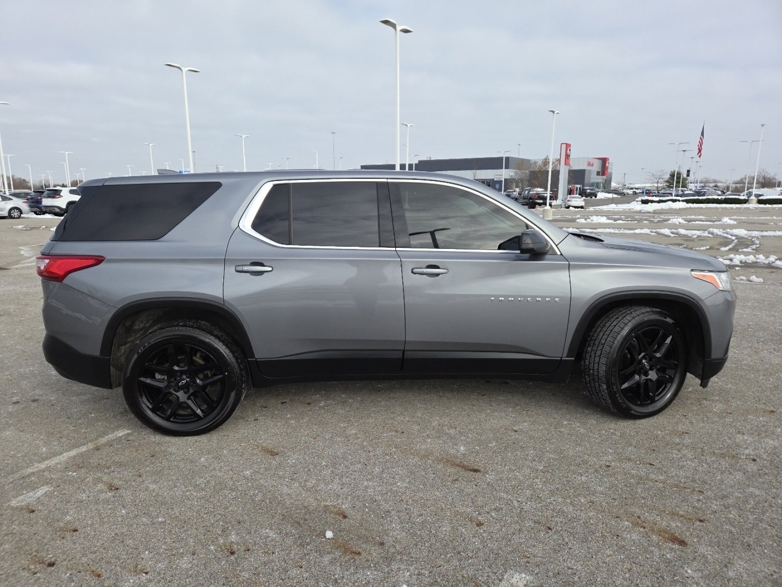 Used 2021 Chevrolet Traverse LS w/ LPO, Black Accent Package image 15