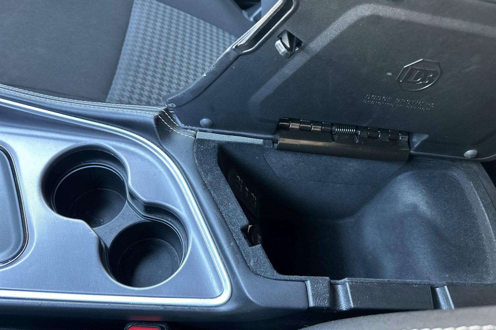 Used 2020 Dodge Challenger SRT Hellcat RWD image 32