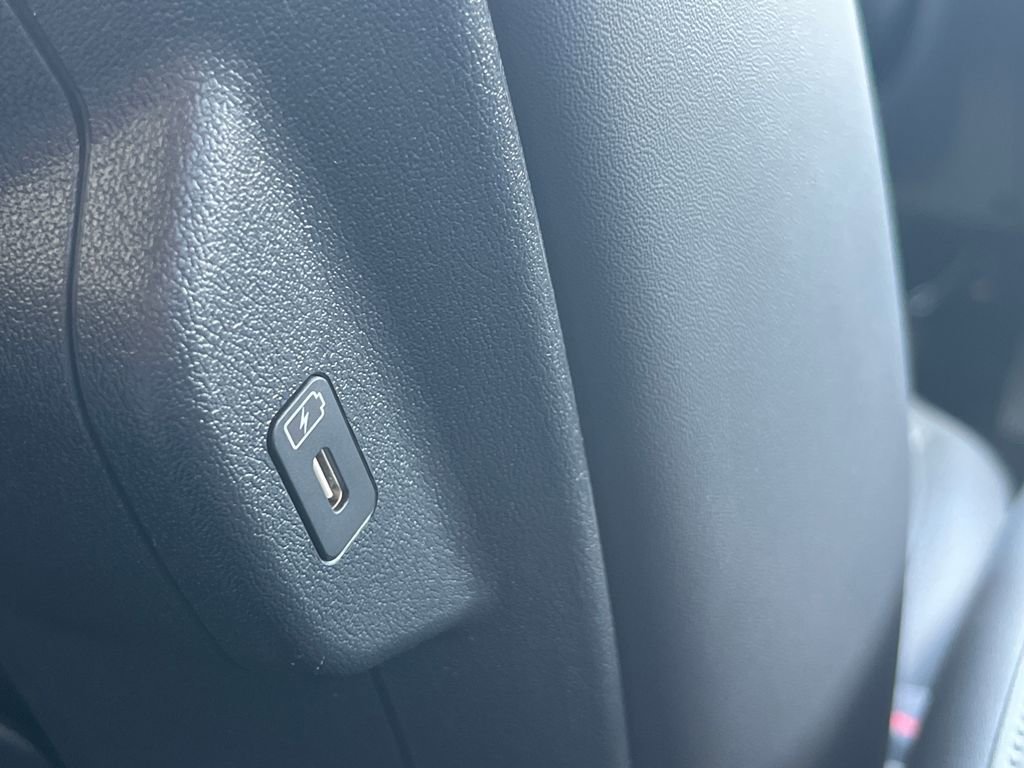 New 2026 Kia Niro EX FWD image 36