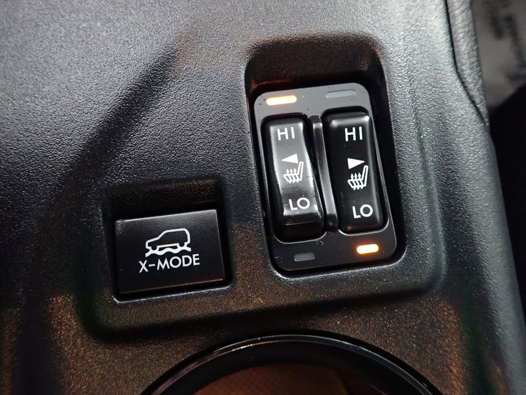 Used 2022 Subaru Crosstrek 2.0i Premium AWD/4WD image 3