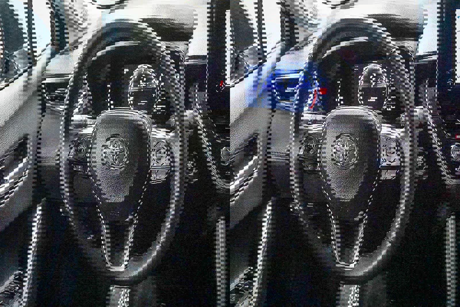 Certified 2023 Toyota Corolla Cross XLE w/ Convenience Package FWD image 18