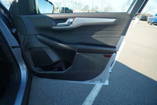 Used 2022 Ford Escape SEL w/ Technology Package image 21