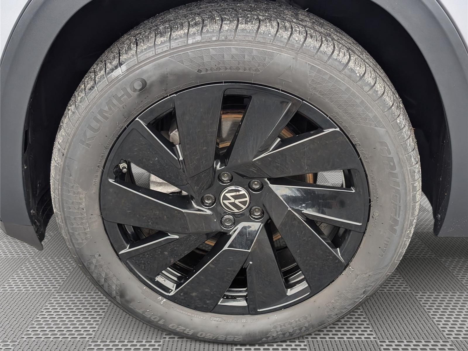 Used 2024 Volkswagen Atlas SE AWD/4WD image 9