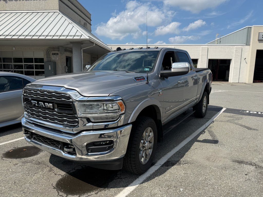 Used 2019 RAM 2500 Limited AWD/4WD image 2