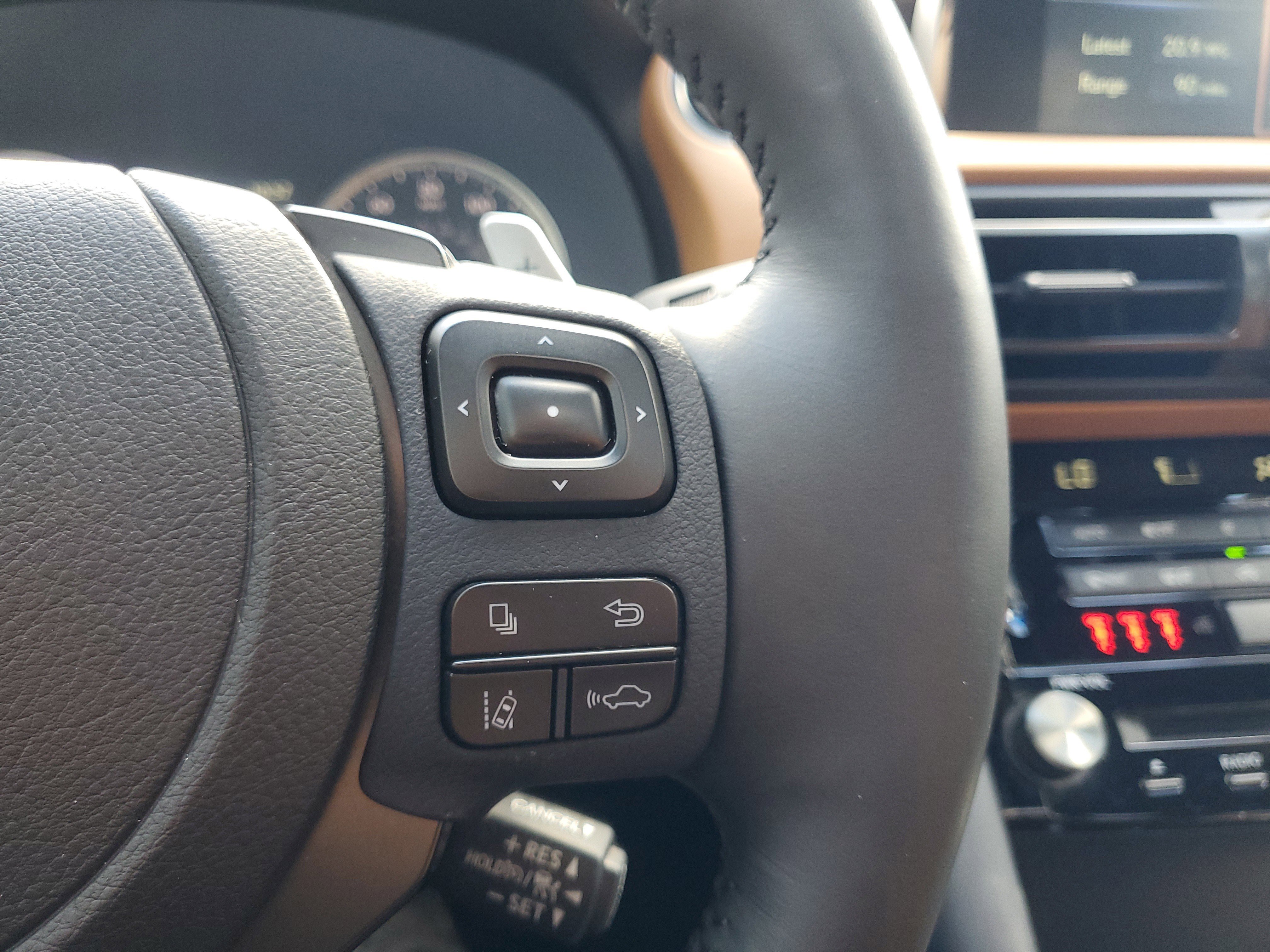 Used 2024 Lexus IS 300 w/ Comfort Package RWD image 22