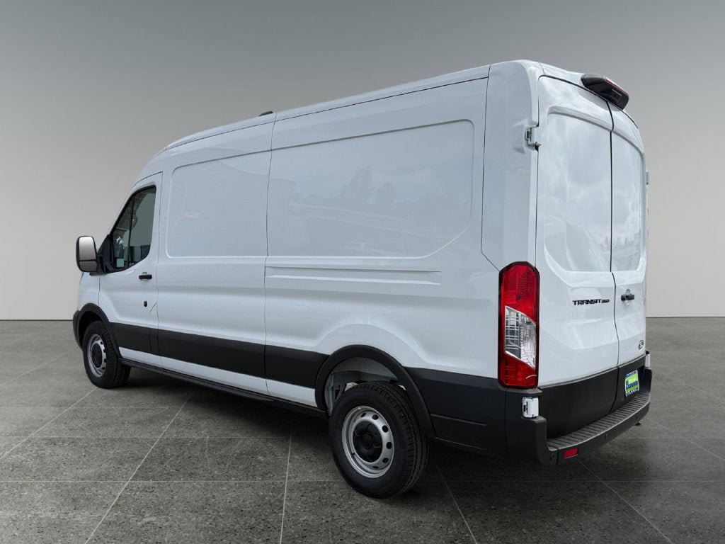 New 2026 Ford Transit 350 148 Medium Roof w/ Load Area Protection Package RWD image 4