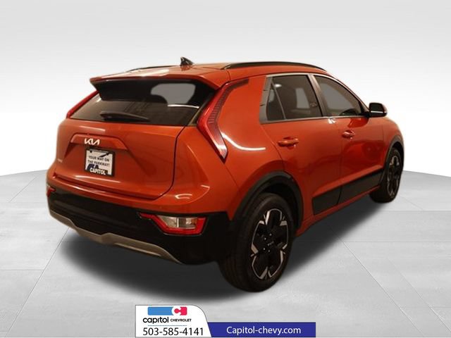 Used 2023 Kia Niro Wind FWD image 2