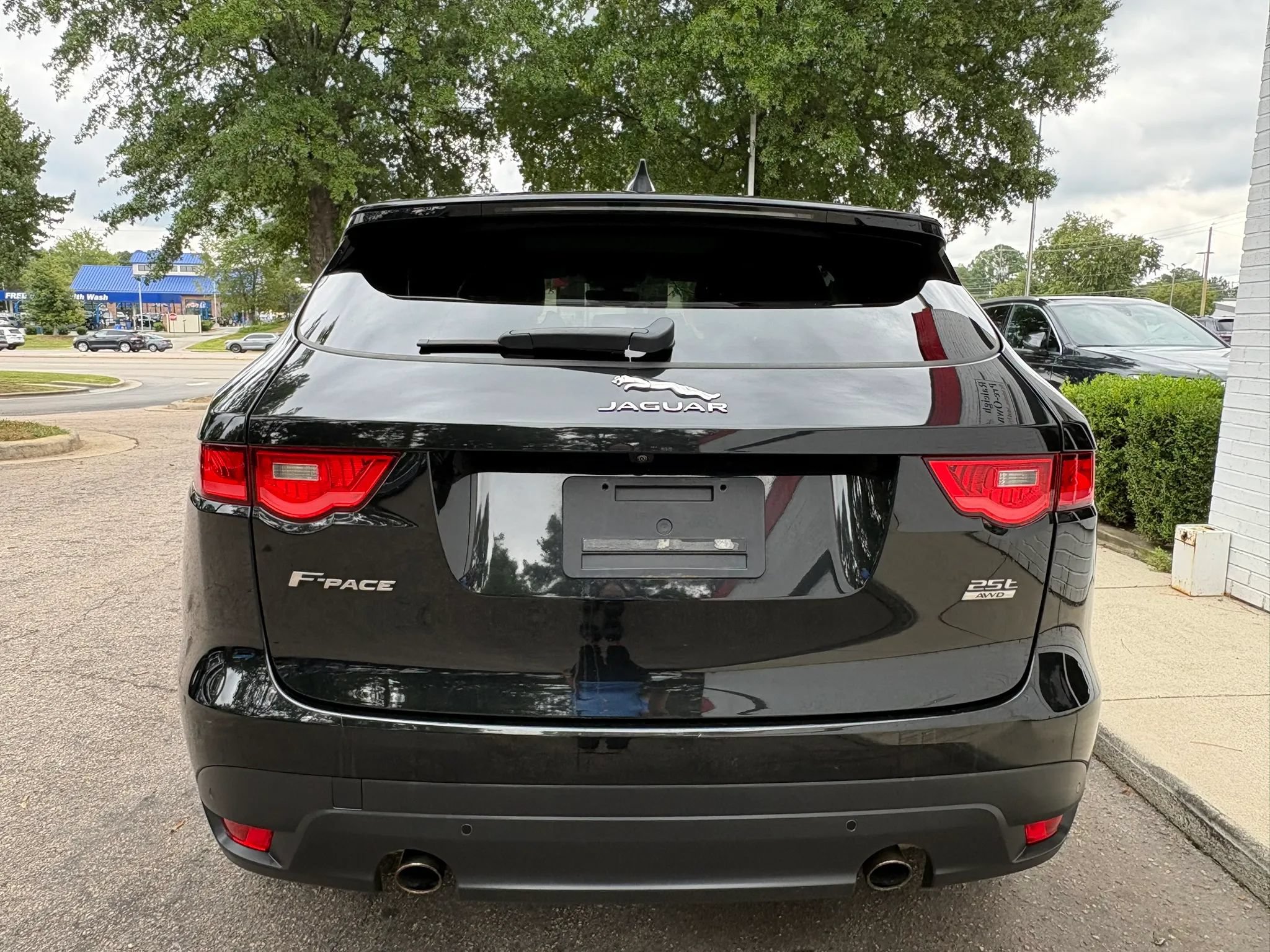 Used 2020 Jaguar F-PACE R-Sport AWD/4WD image 7
